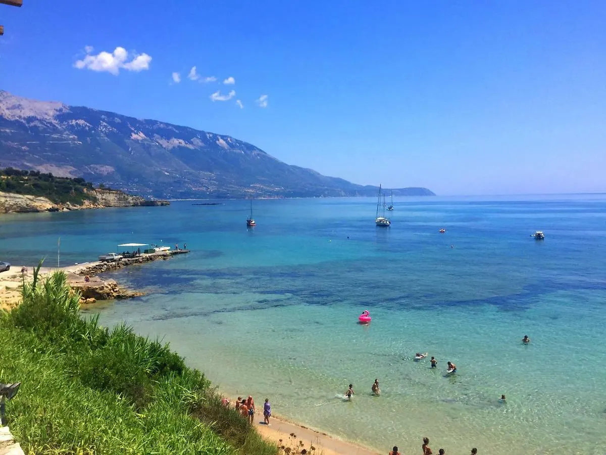 Spacious 1 Bedroom Apartment 2 Km To Pessada Beach Dhorizáta 0*,  希腊